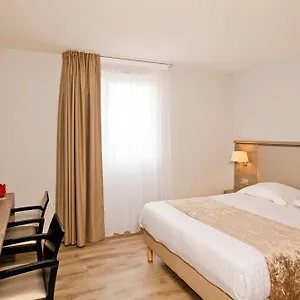 2* Aparthotel Sejours & Affaires Marie Curie